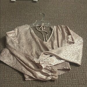 Altar'd State Blush Jacquard V-Neck Crop Top with Tie-Back